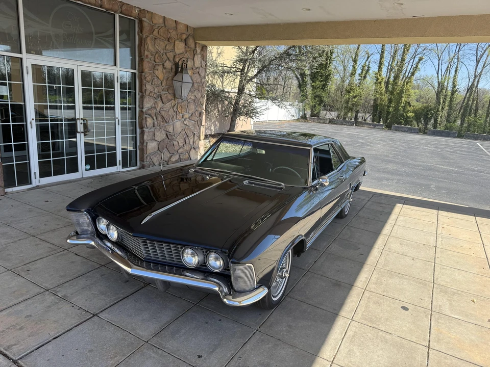 1963 Buick Riviera 1st Gen - Image 13 of 31