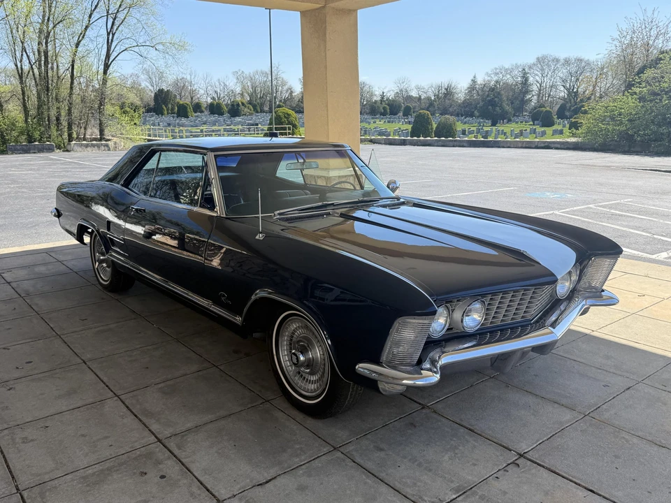 1963 Buick Riviera 1st Gen - Image 19 of 31