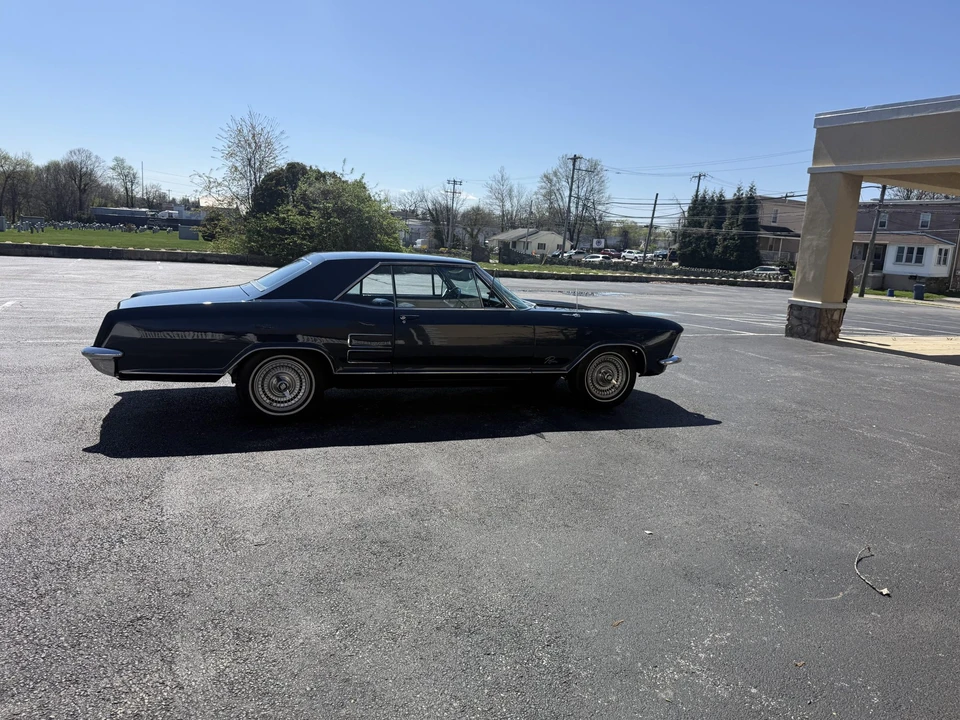 1963 Buick Riviera 1st Gen - Image 25 of 31