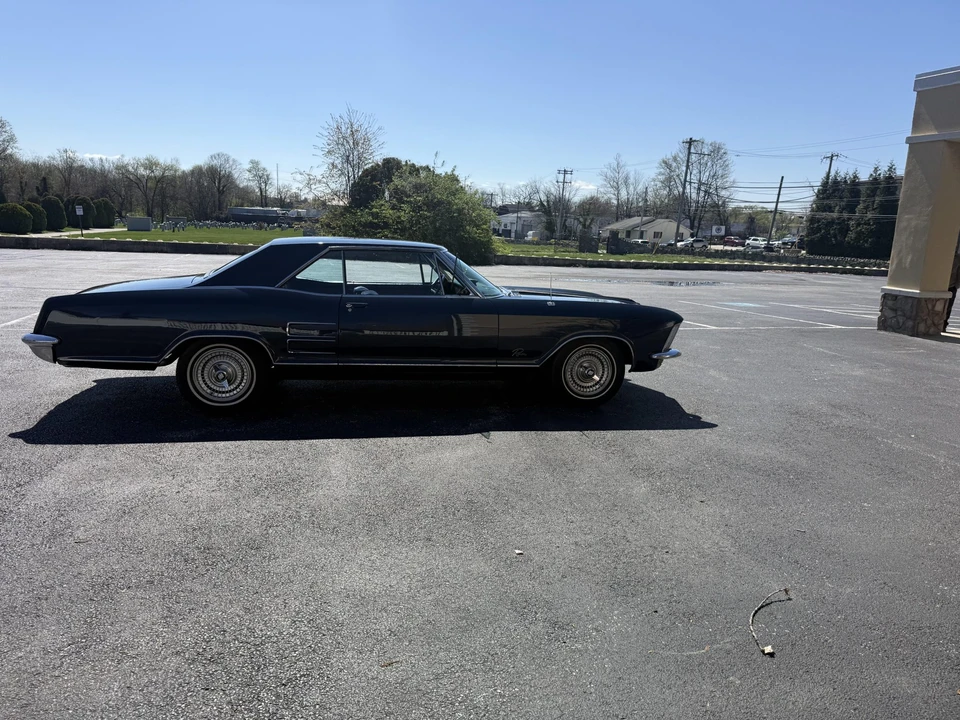 1963 Buick Riviera 1st Gen - Image 24 of 31