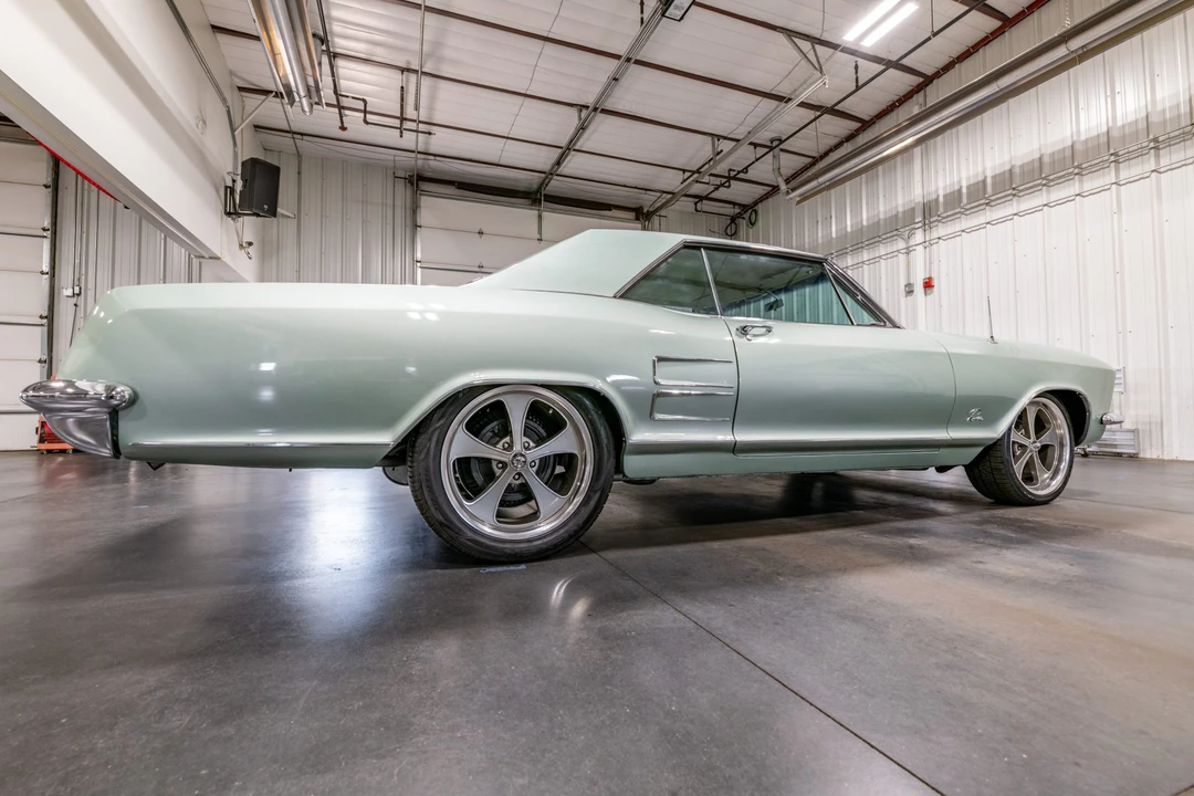 1963 Buick Riviera 1st Gen - Image 8 of 31
