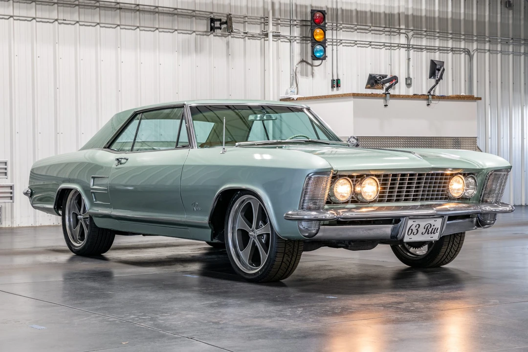 1963 Buick Riviera 1st Gen - Image 10 of 31