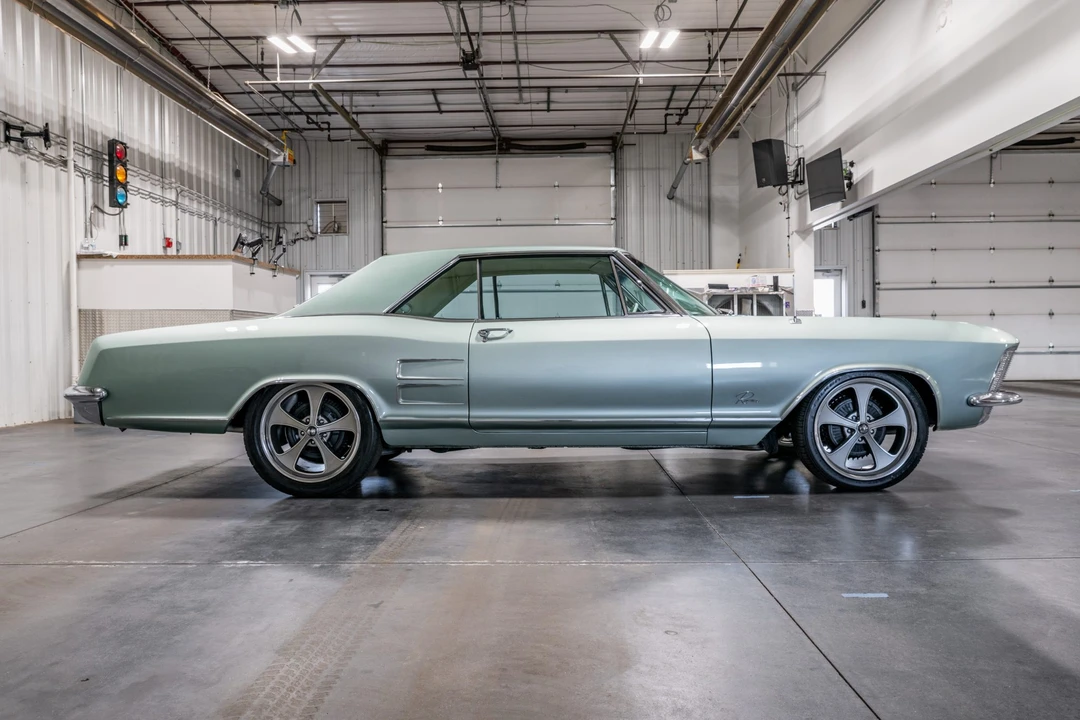 1963 Buick Riviera 1st Gen - Image 9 of 31