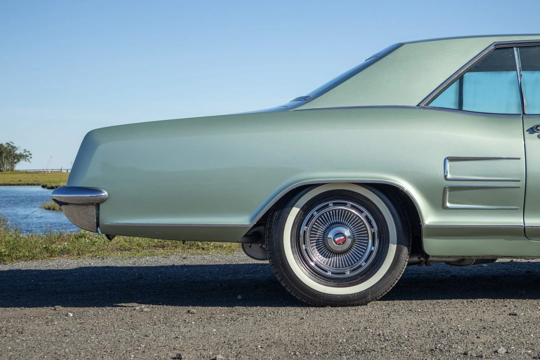 1963 Buick Riviera 1st Gen - Image 23 of 31