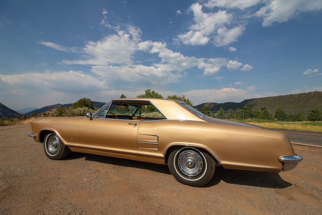 1963 Buick Riviera 1st Gen - Image 18 of 31