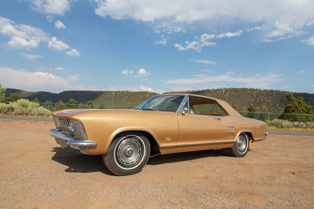 1963 Buick Riviera 1st Gen - Image 11 of 31