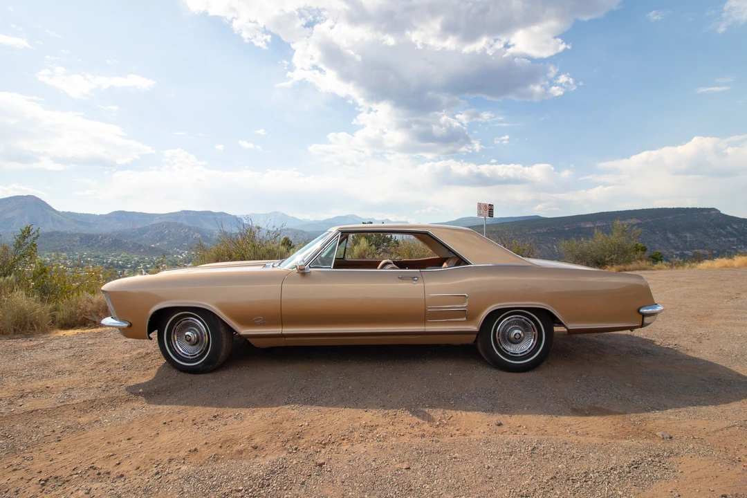 1963 Buick Riviera 1st Gen - Image 15 of 31