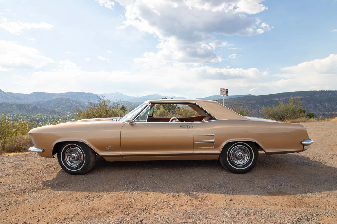 1963 Buick Riviera 1st Gen - Image 16 of 31