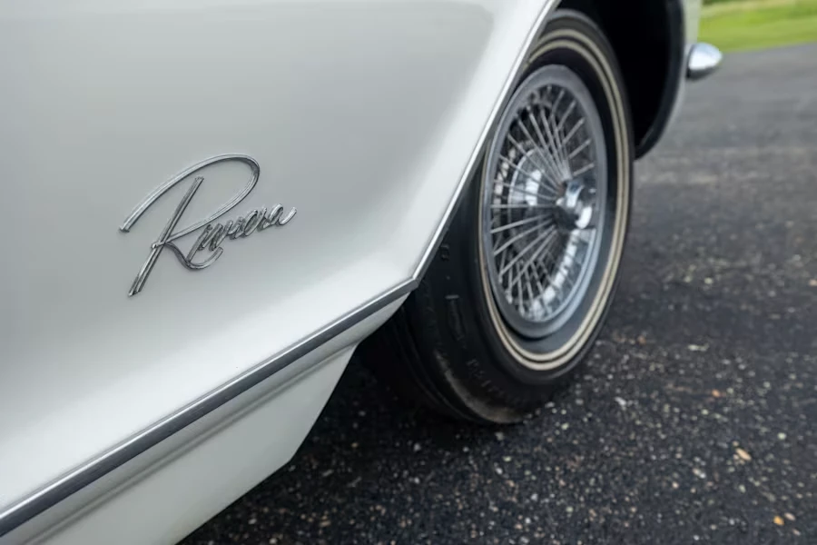 1963 Buick Riviera 1st Gen - Image 10 of 27