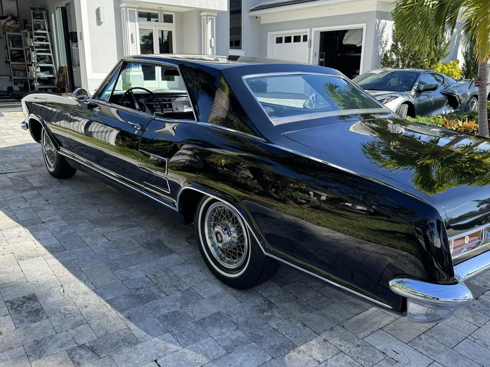 1963 Buick Riviera 1st Gen - Image 9 of 31