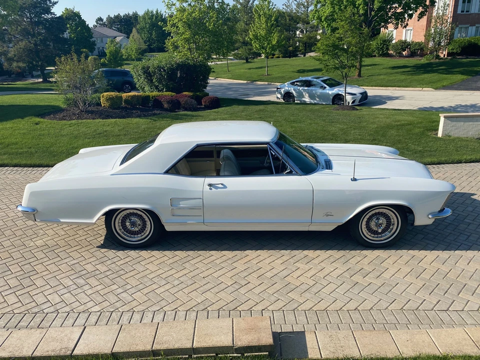 1963 Buick Riviera 1st Gen - Image 11 of 31