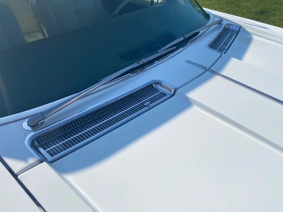1963 Buick Riviera 1st Gen - Image 26 of 31