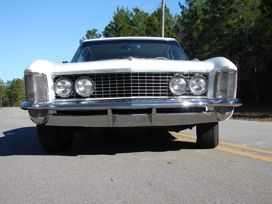 1963 Buick Riviera 1st Gen - Image 11 of 12