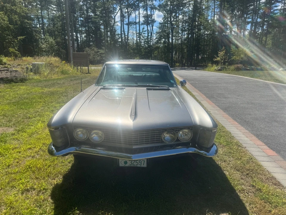 1963 Buick Riviera 1st Gen - Image 18 of 19