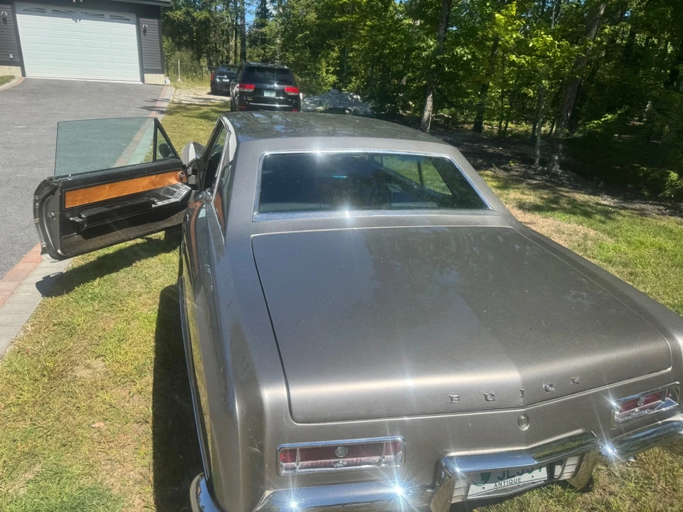 1963 Buick Riviera 1st Gen - Image 15 of 19
