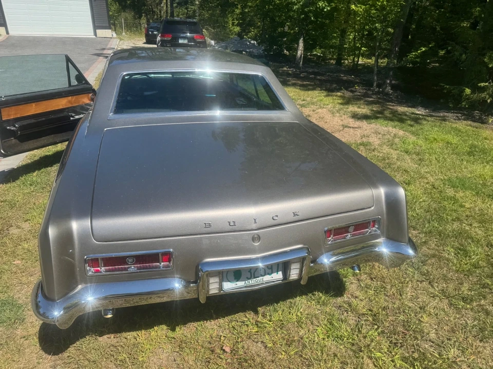 1963 Buick Riviera 1st Gen - Image 17 of 19