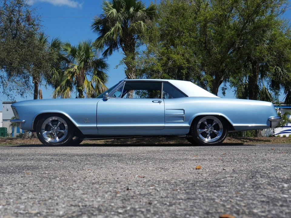 1963 Buick Riviera 1st Gen - Image 12 of 21