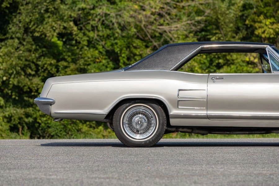 1963 Buick Riviera 1st Gen - Image 15 of 31