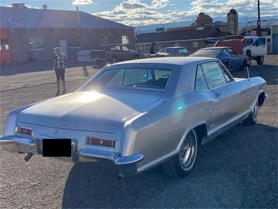 1963 Buick Riviera 1st Gen - Image 2 of 9