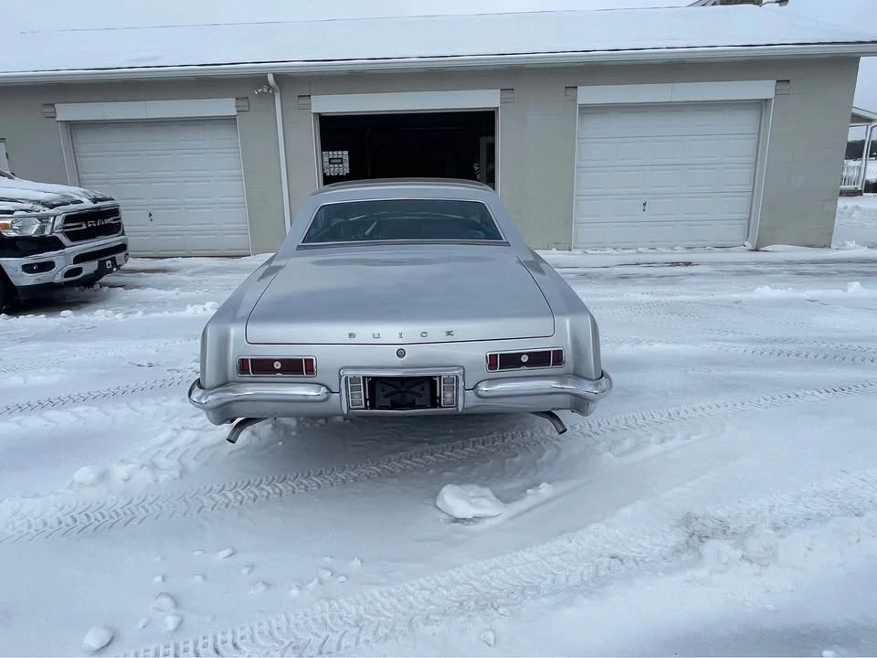 1963 Buick Riviera 1st Gen - Image 5 of 6