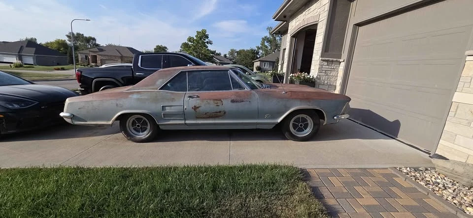 1963 Buick Riviera 1st Gen - Image 4 of 7