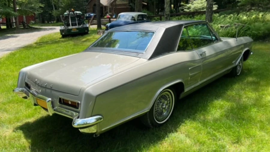 1963 Buick Riviera 1st Gen - Image 4 of 10