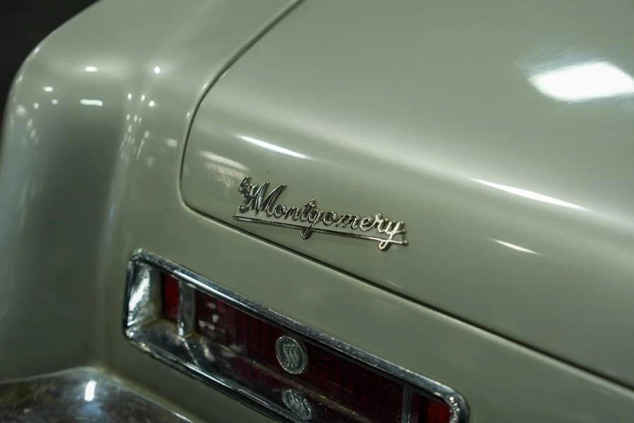 1963 Buick Riviera 1st Gen - Image 22 of 31