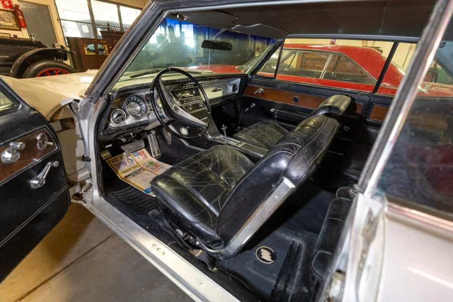 1963 Buick Riviera 1st Gen - Image 26 of 31