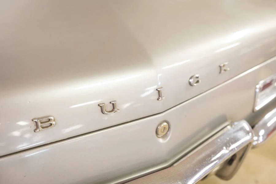 1963 Buick Riviera 1st Gen - Image 9 of 31