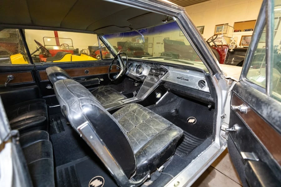 1963 Buick Riviera 1st Gen - Image 27 of 31