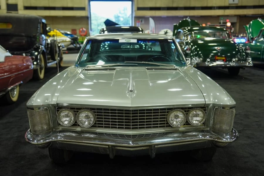 1963 Buick Riviera 1st Gen - Image 23 of 31