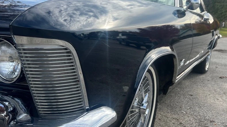 1963 Buick Riviera 1st Gen - Image 22 of 23