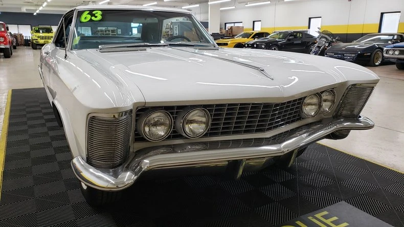 1963 Buick Riviera 1st Gen - Image 10 of 31