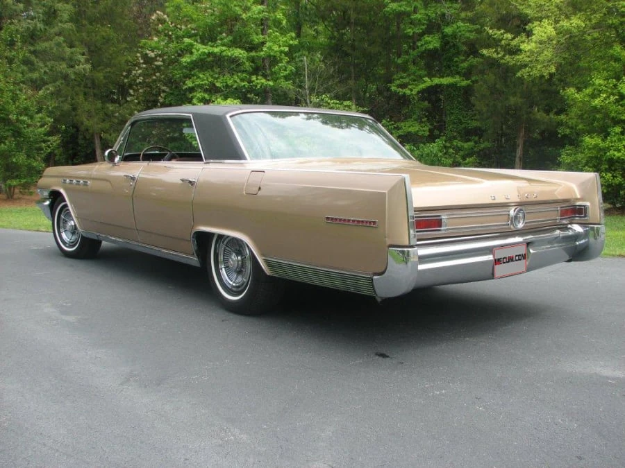 1963 Buick Roadmaster - Image 2 of 8