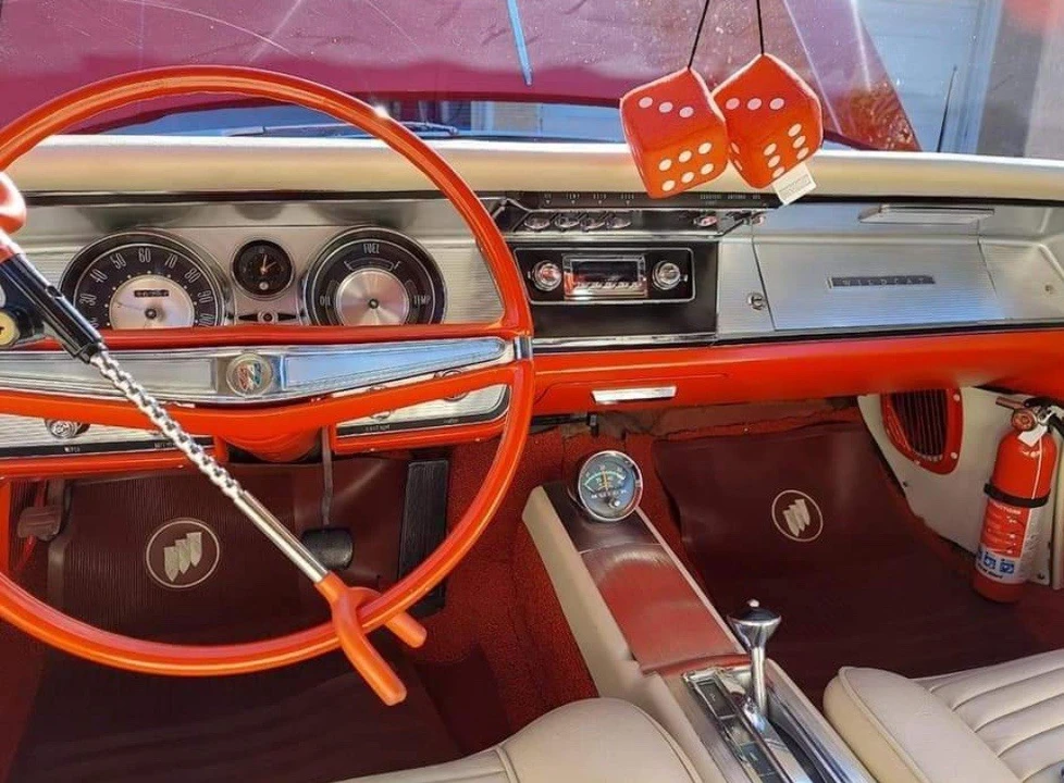 1963 Buick Wildcat - Image 3 of 15