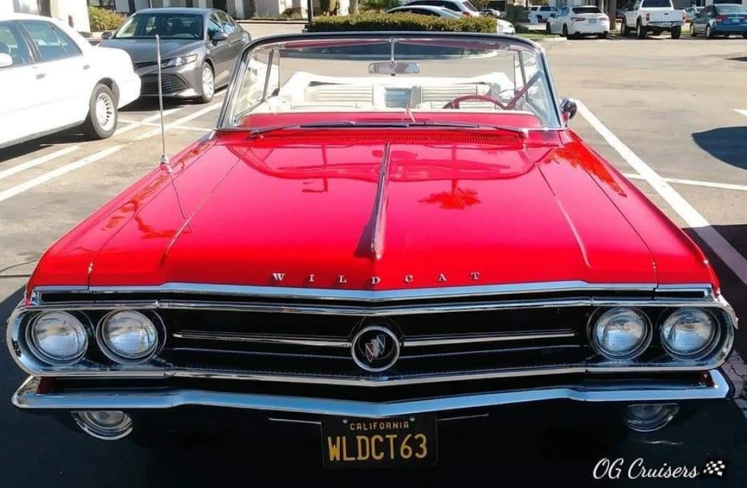 1963 Buick Wildcat - Image 11 of 15