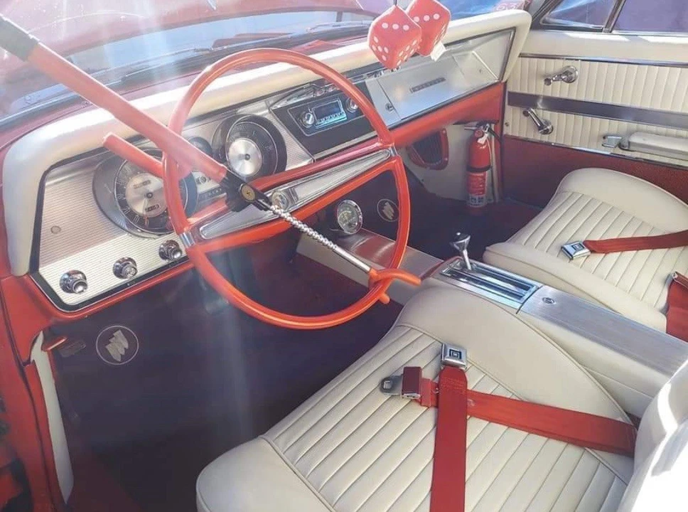 1963 Buick Wildcat - Image 14 of 15