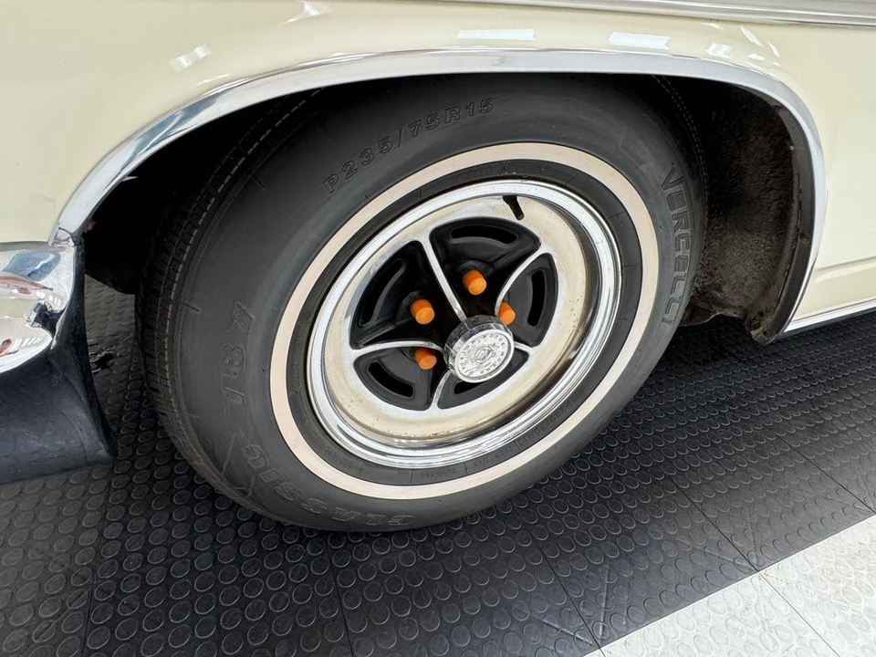 1963 Buick Wildcat - Image 12 of 21