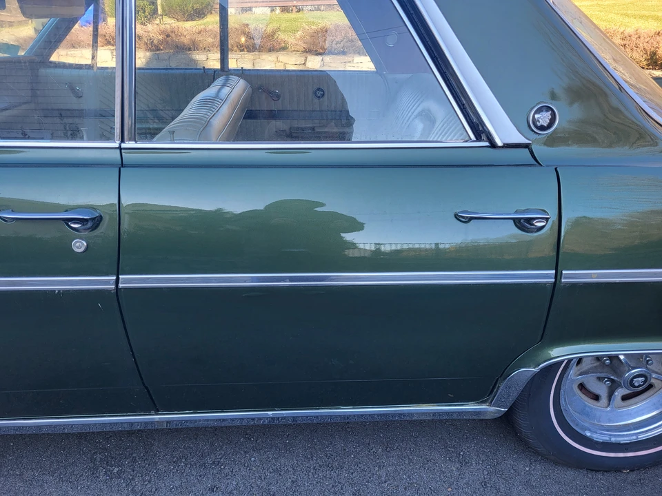 1963 Buick Wildcat - Image 10 of 31