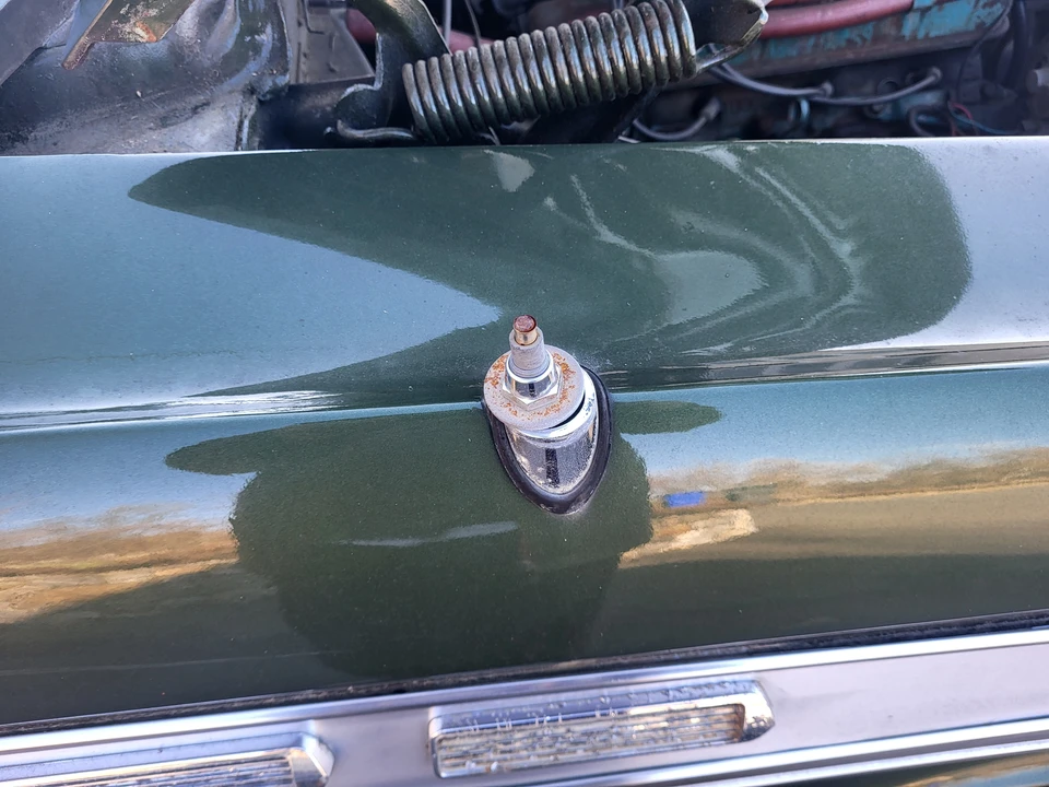 1963 Buick Wildcat - Image 16 of 31