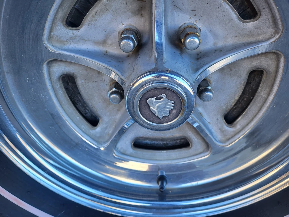 1963 Buick Wildcat - Image 19 of 31