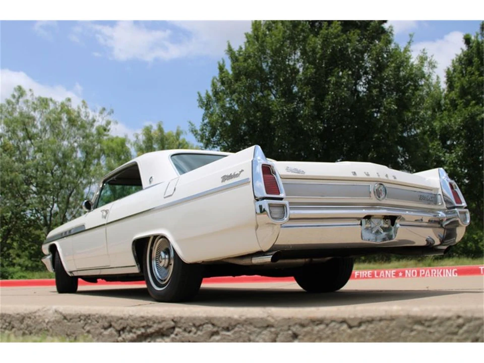 1963 Buick Wildcat - Image 11 of 31