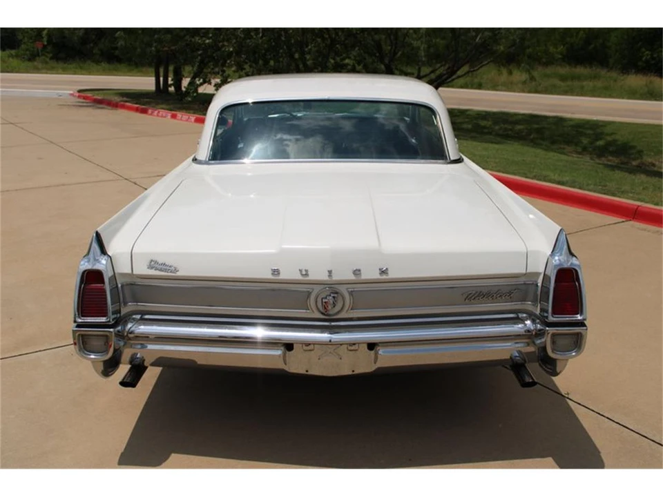 1963 Buick Wildcat - Image 12 of 31
