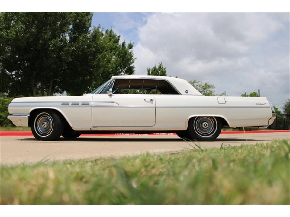 1963 Buick Wildcat - Image 8 of 31