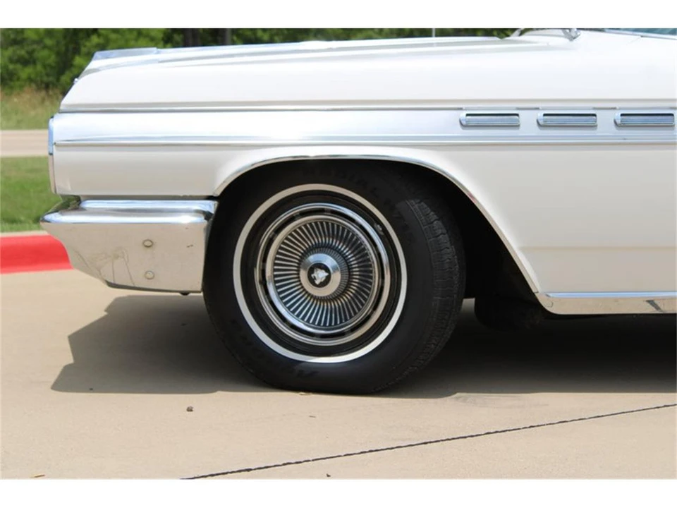 1963 Buick Wildcat - Image 28 of 31