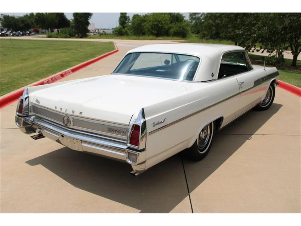 1963 Buick Wildcat - Image 15 of 31