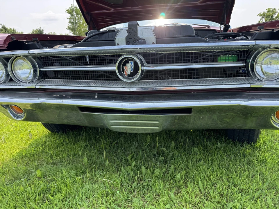 1963 Buick Wildcat - Image 26 of 31