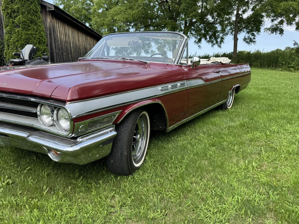 1963 Buick Wildcat - Image 10 of 31