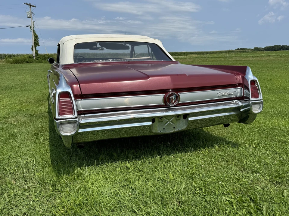 1963 Buick Wildcat - Image 15 of 31