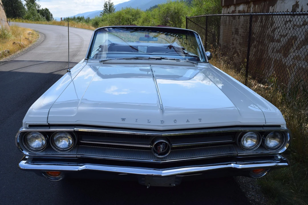 1963 Buick Wildcat - Image 16 of 31